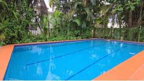 Family Retreat in Suva, Swimming Pool, Free Wifi & Parking